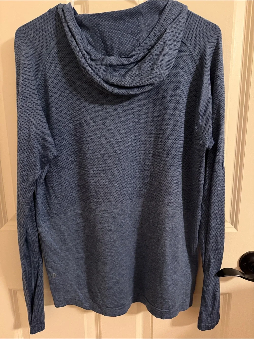 lululemon athletica Men’s Heathered Navy Hoodie Pullover